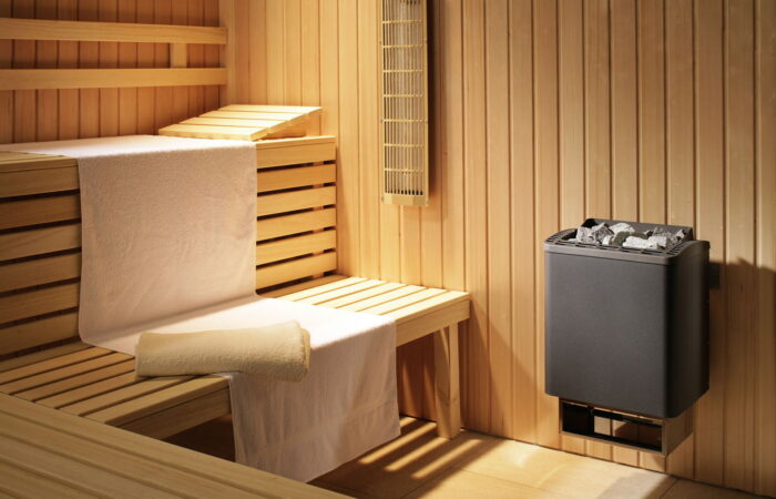 how long should you stay in the sauna